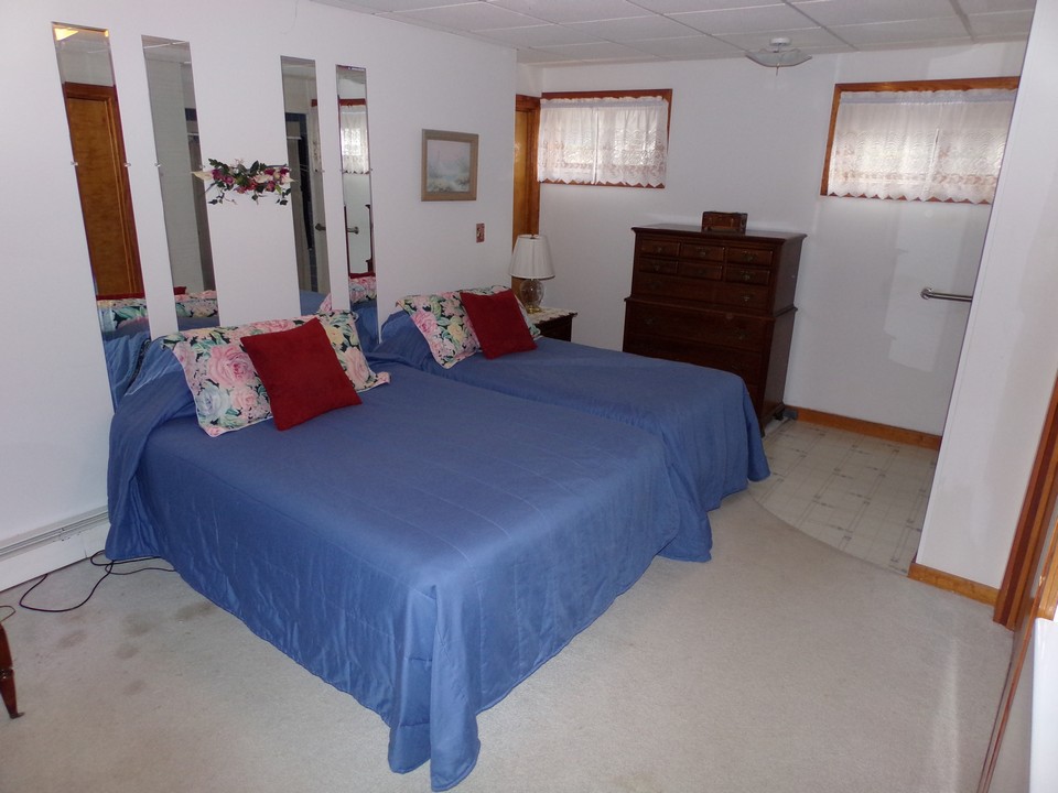 master bedroom master bedroom has wheel chair and handicap facility and shower.