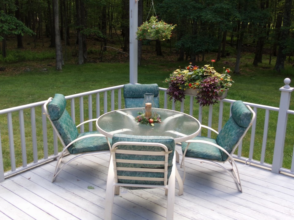 expanded living deck space offers a feeling of oneness with nature.