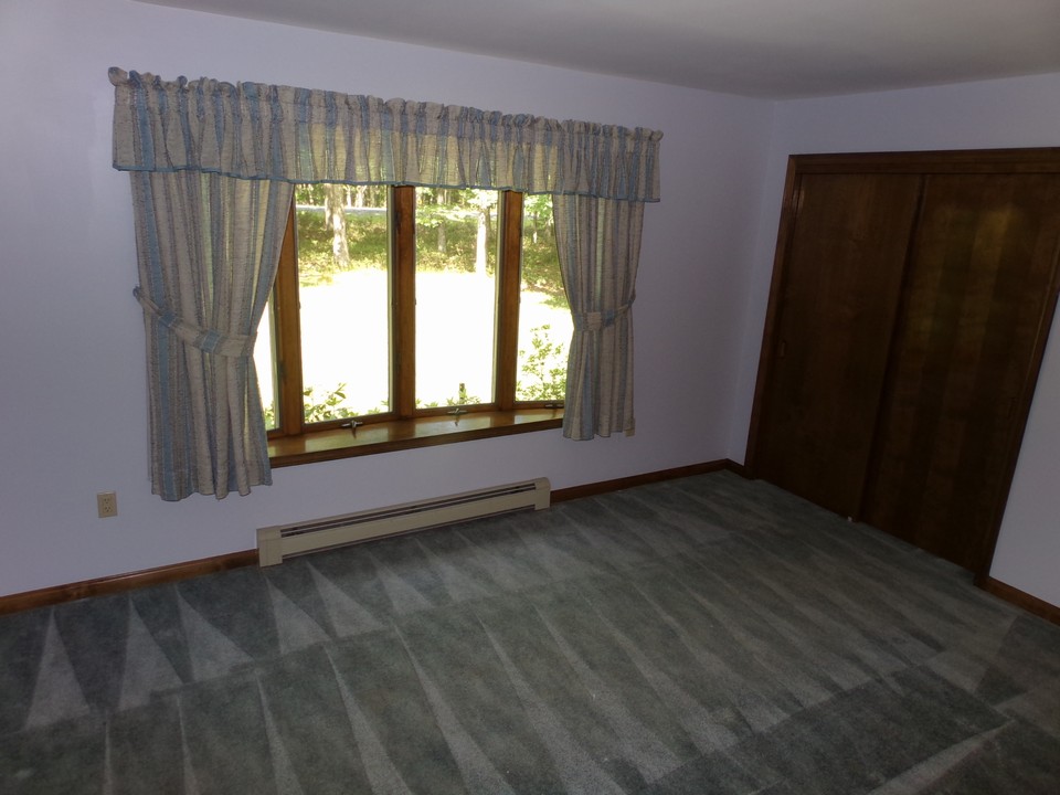 3 bedrooms for plenty of guests and loved ones.