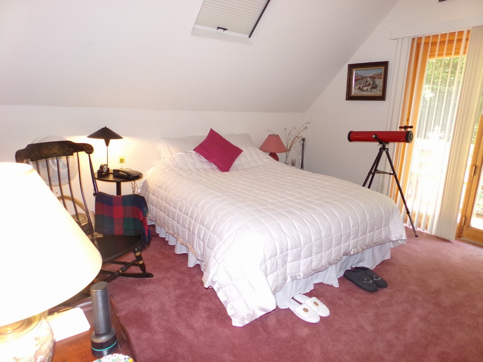 master suite with balcony