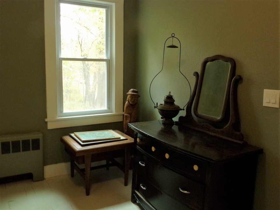 home office or extra bedroom