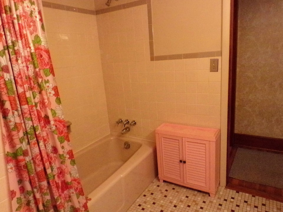 pretty in pink retro!