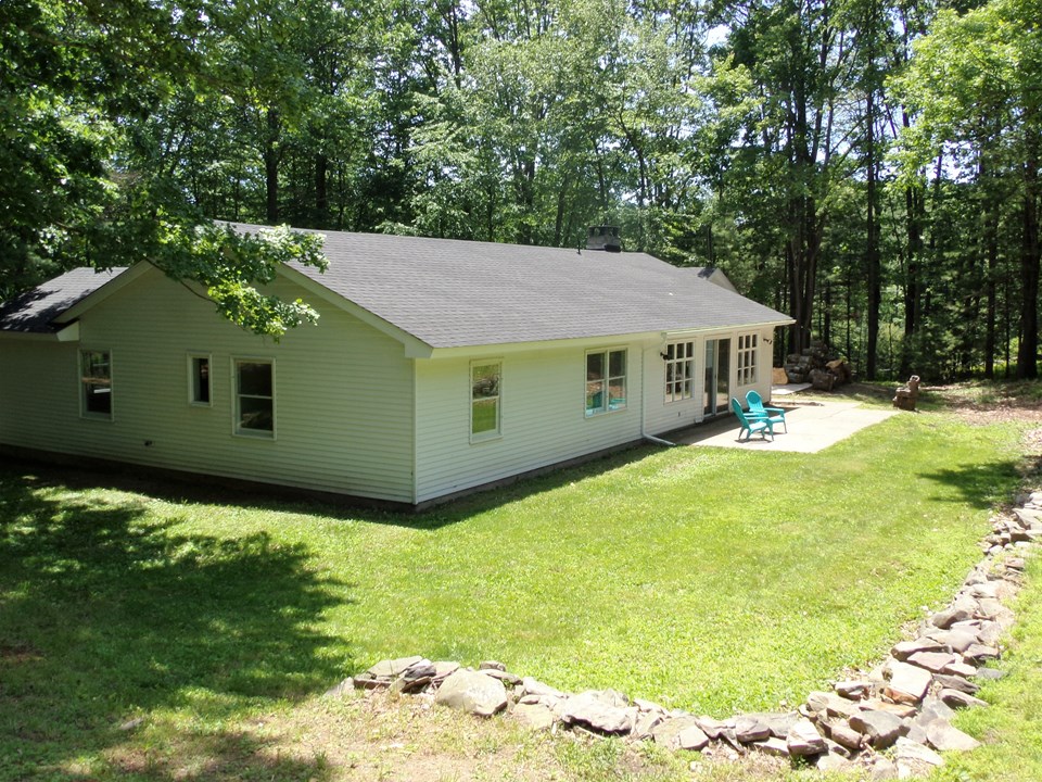 expand your dreams. plenty of outdoor living space. entertain in privacy.