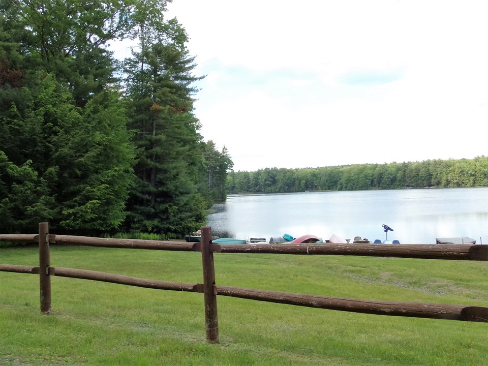 boats are welcome electric engines, sail boats, row boats and paddle boats are all welcome here!